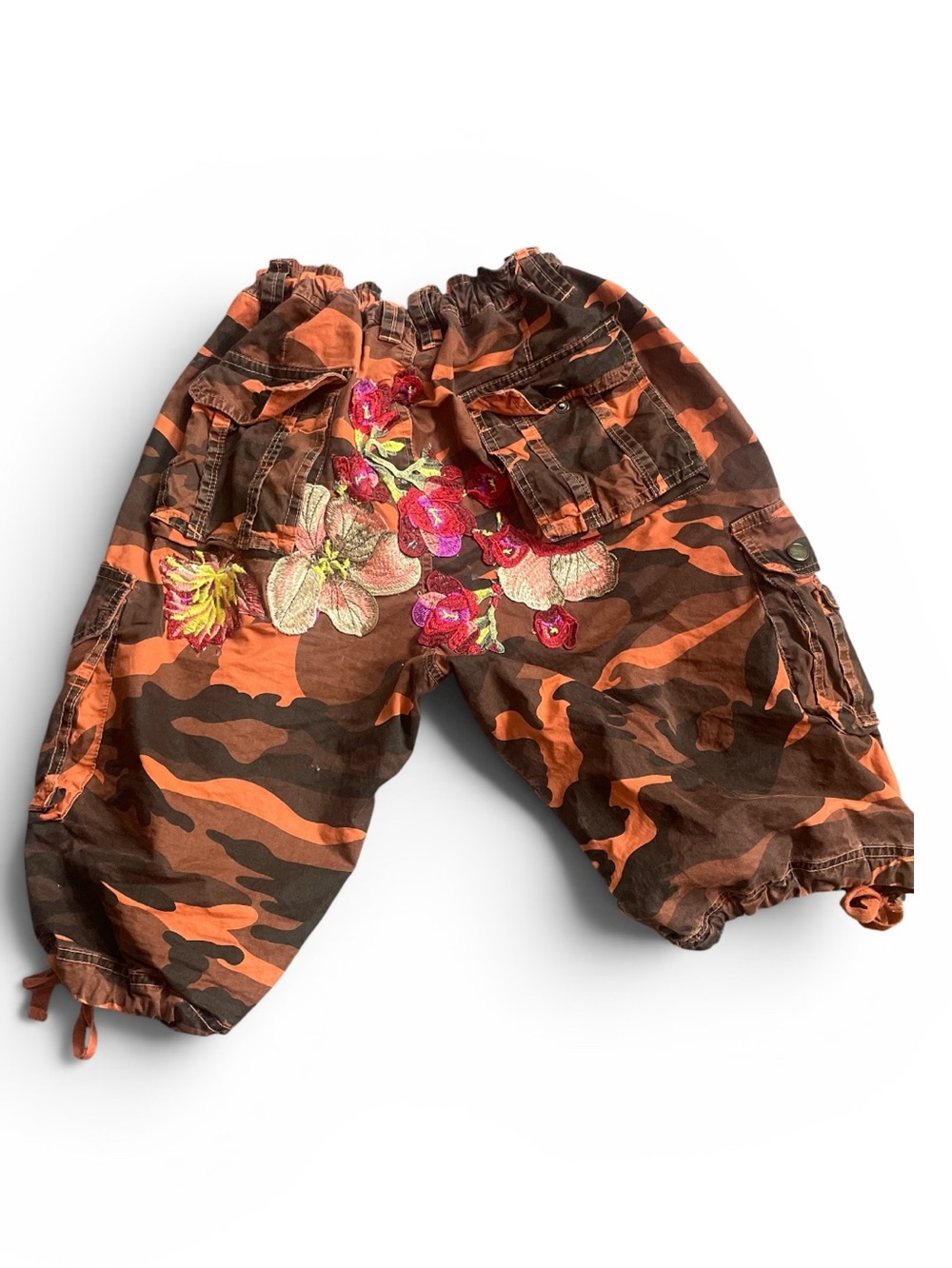 Camouflage upcycle Cargo shorts with Floral Embroidery M/L
